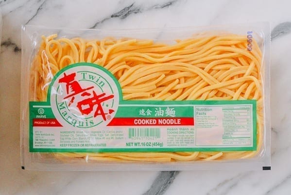 Cooked Lo Mein Noodles, thewoksoflife.com