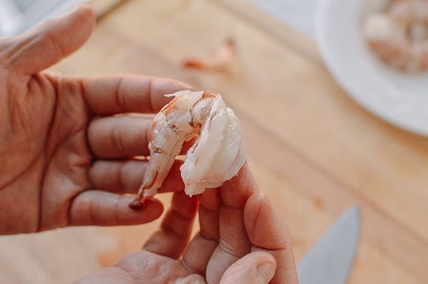 Butterflied and peeled shrimp, thewoksoflife.com