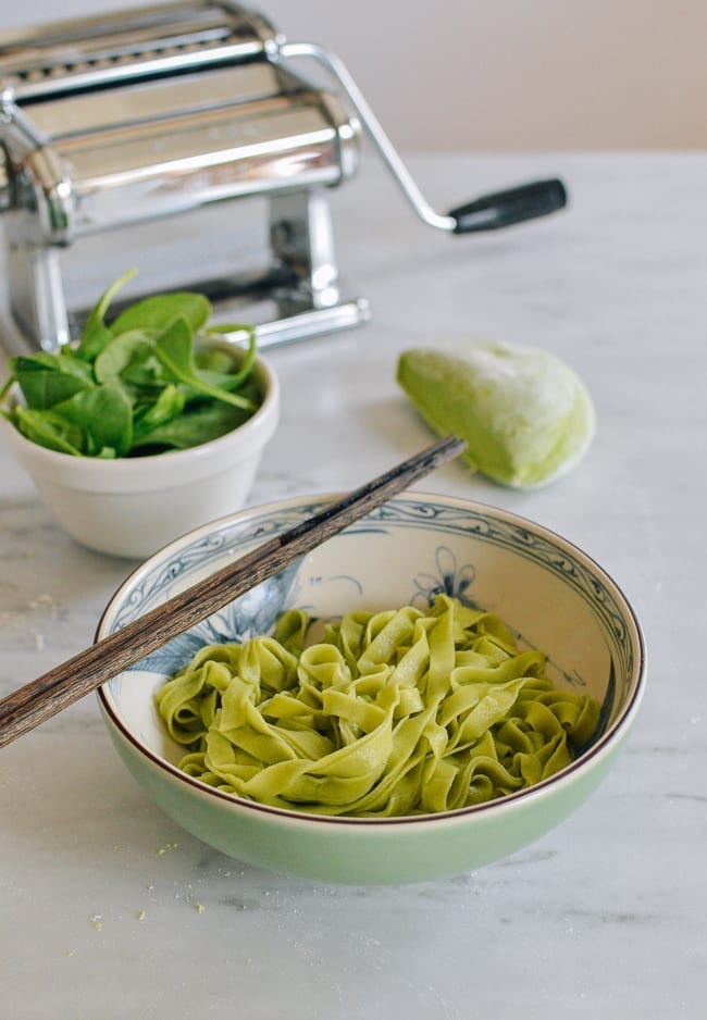 Homemade spinach noodles, thewoksoflife.com