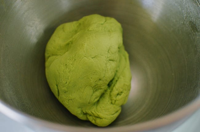 Spinach noodle dough, thewoksoflife.com