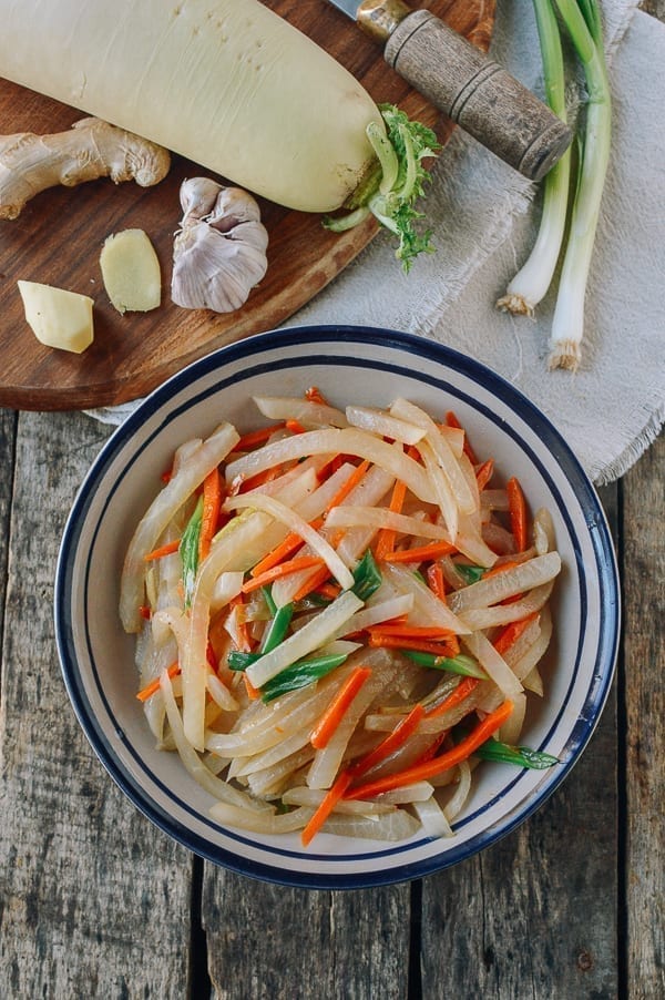 Quick Carrot Daikon Stir-Fry
