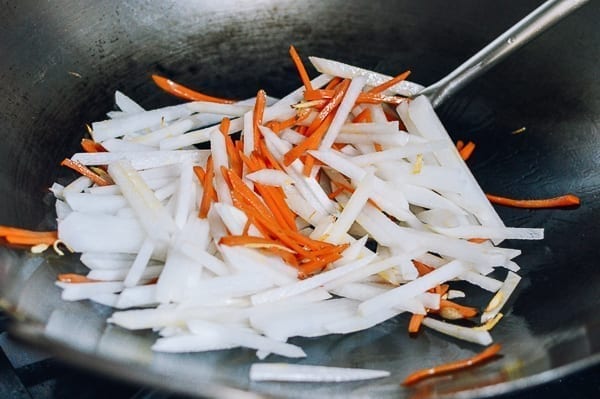 Adding daikon radish, thewoksoflife.com