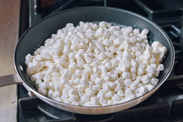 Melting marshmallows in nonstick pan, thewoksoflife.com