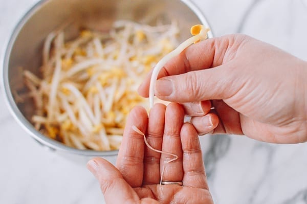 Trimming soybean sprouts, thewoksoflife.com