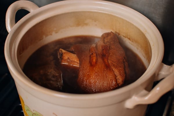 Red braising pork shank, thewoksoflife.com