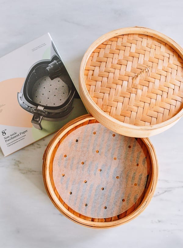 Kana parchment paper liner, thewoksoflife.com