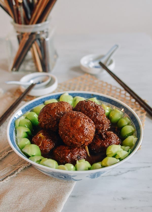 Chinese Lion's Head Meatballs, thewoksoflife.com