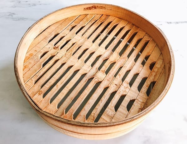 Bottom of bamboo steamer, thewoksoflife.com