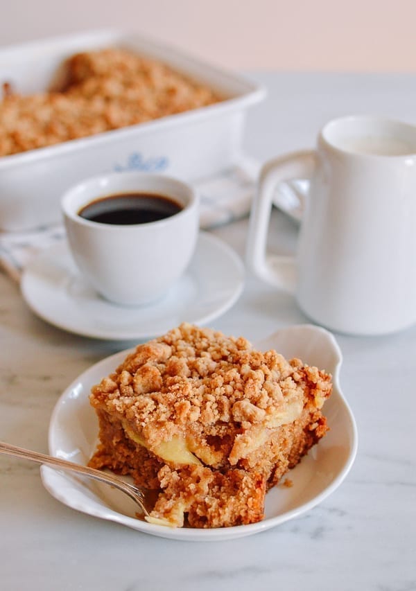 Apple Cinnamon Coffee Cake, thewoksoflife.com