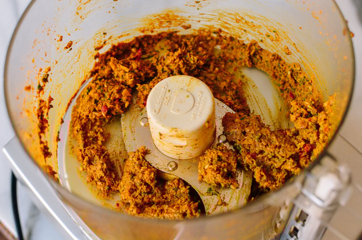 Khao soi curry paste, thewoksoflife.com