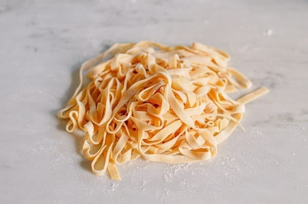 Wide egg noodles, thewoksoflife.com