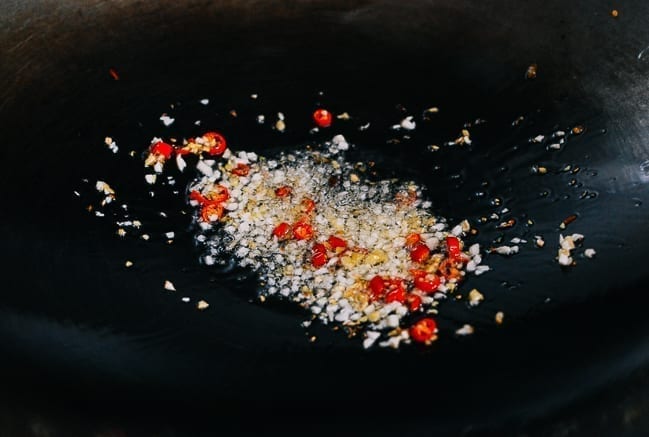 Ginger, garlic, and chilies, thewoksoflife.com