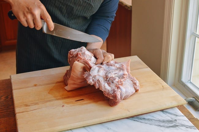 Getting under pork shoulder bone, thewoksoflife.com