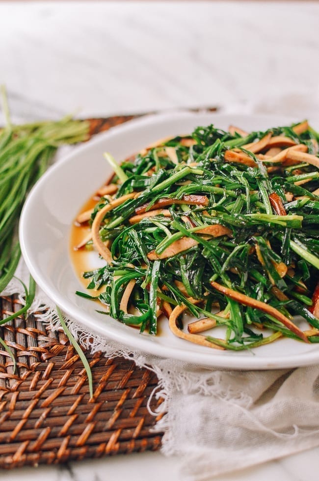 Spiced Tofu Stir-Fry with Garlic Chives