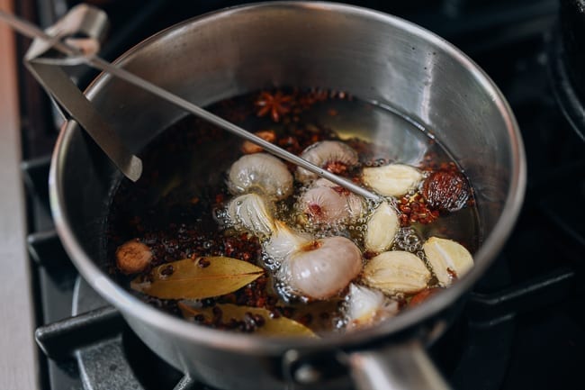 Infusing oil to make chili oil, thewoksoflife.com