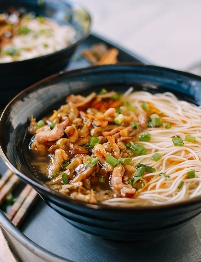 Zha Cai Rousi Mian, thewoksoflife.com