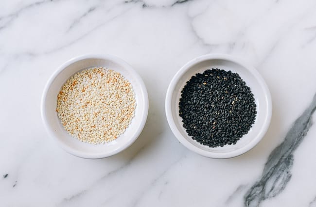white sesame seeds and black sesame seeds