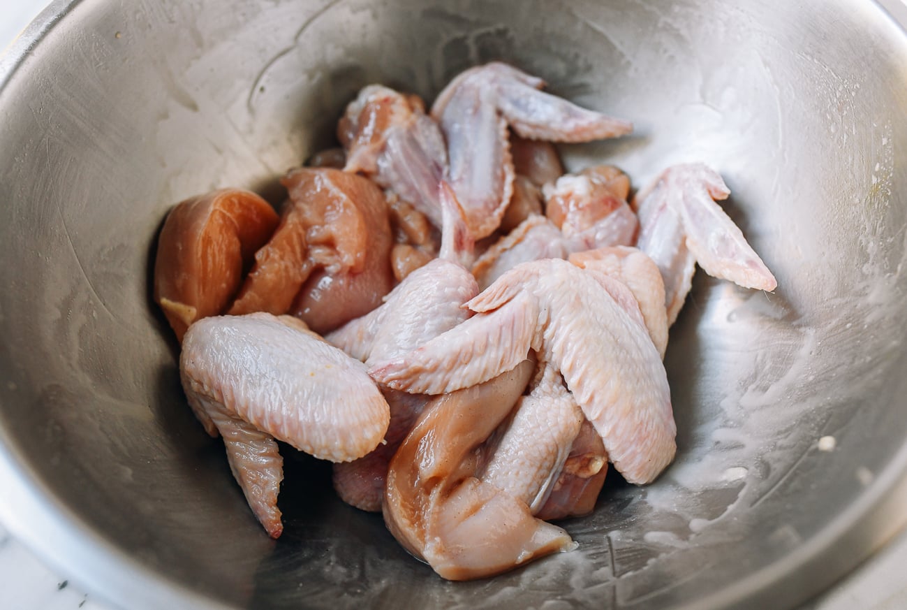 Marinating chicken wings and tenders