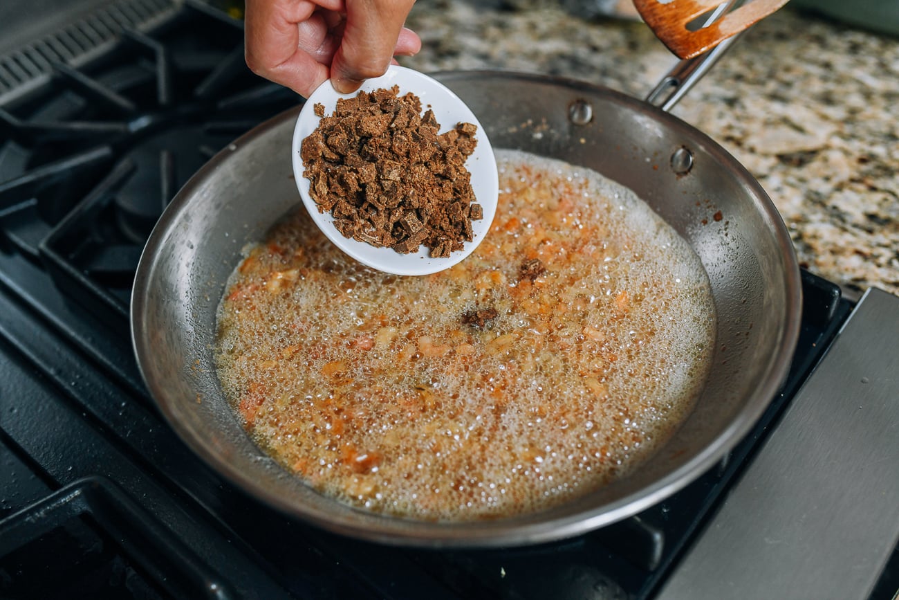 Adding belacan to dried shrimp