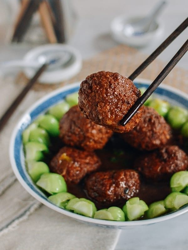 Chinese Lion's Head Meatball, thewoksoflife.com