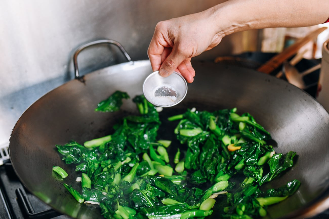 Adding seasoning to vegetables