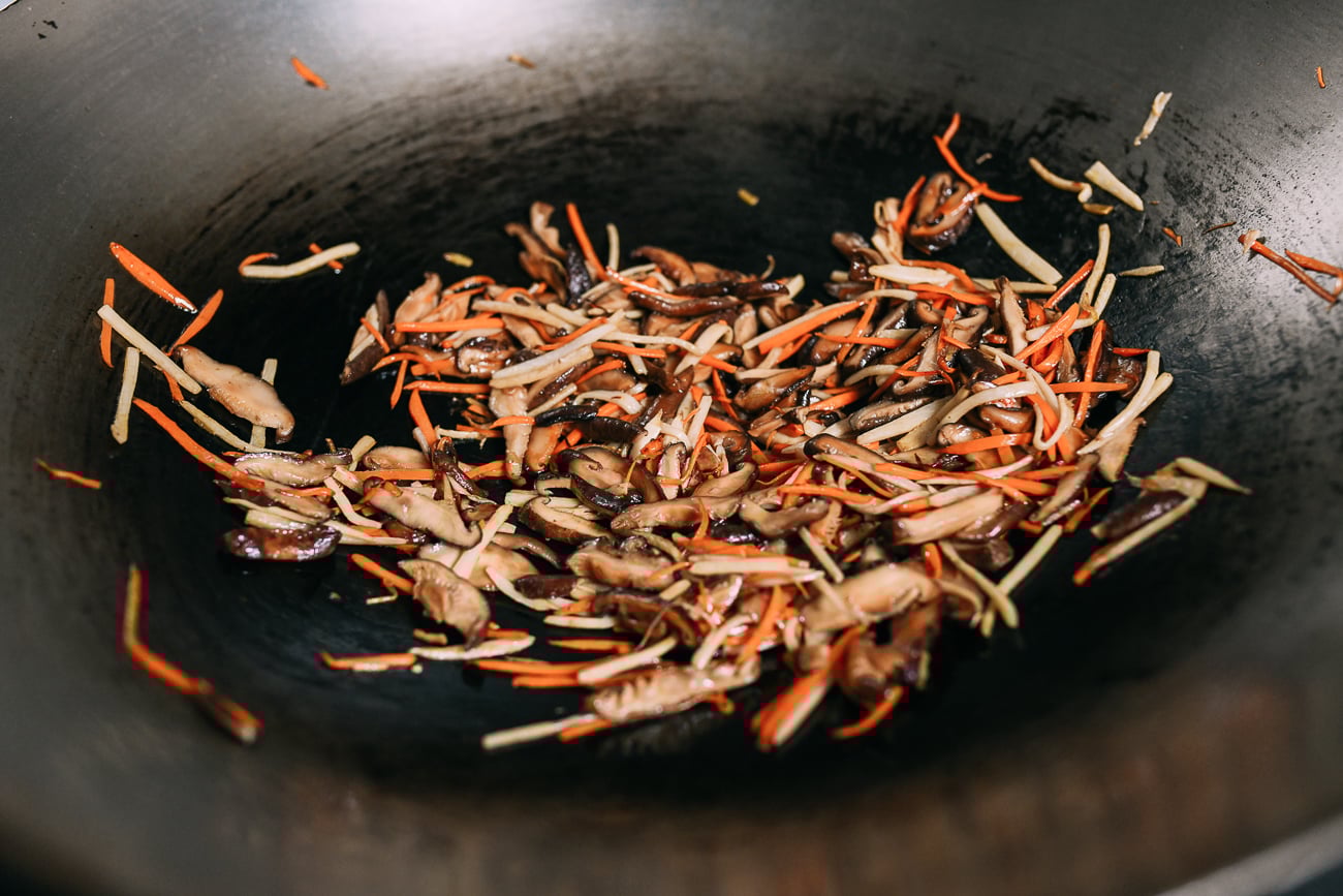 Vegetarian Duck filling in wok