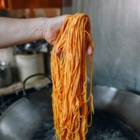 How to Cook Lo Mein Noodles