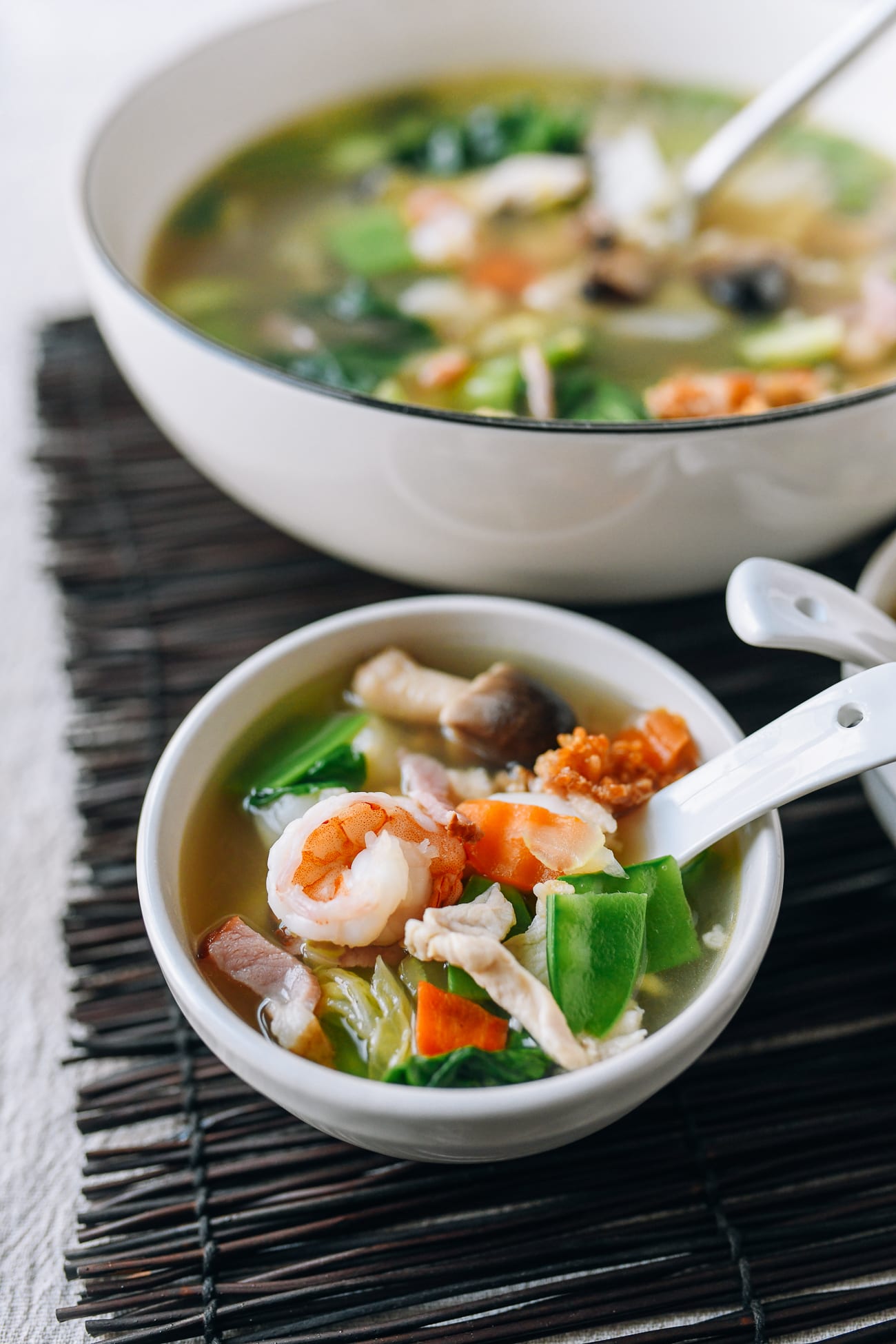 Bowl of sizzling rice soup