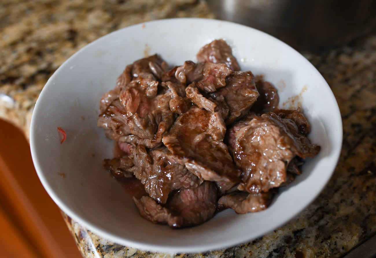 Seared beef in bowl