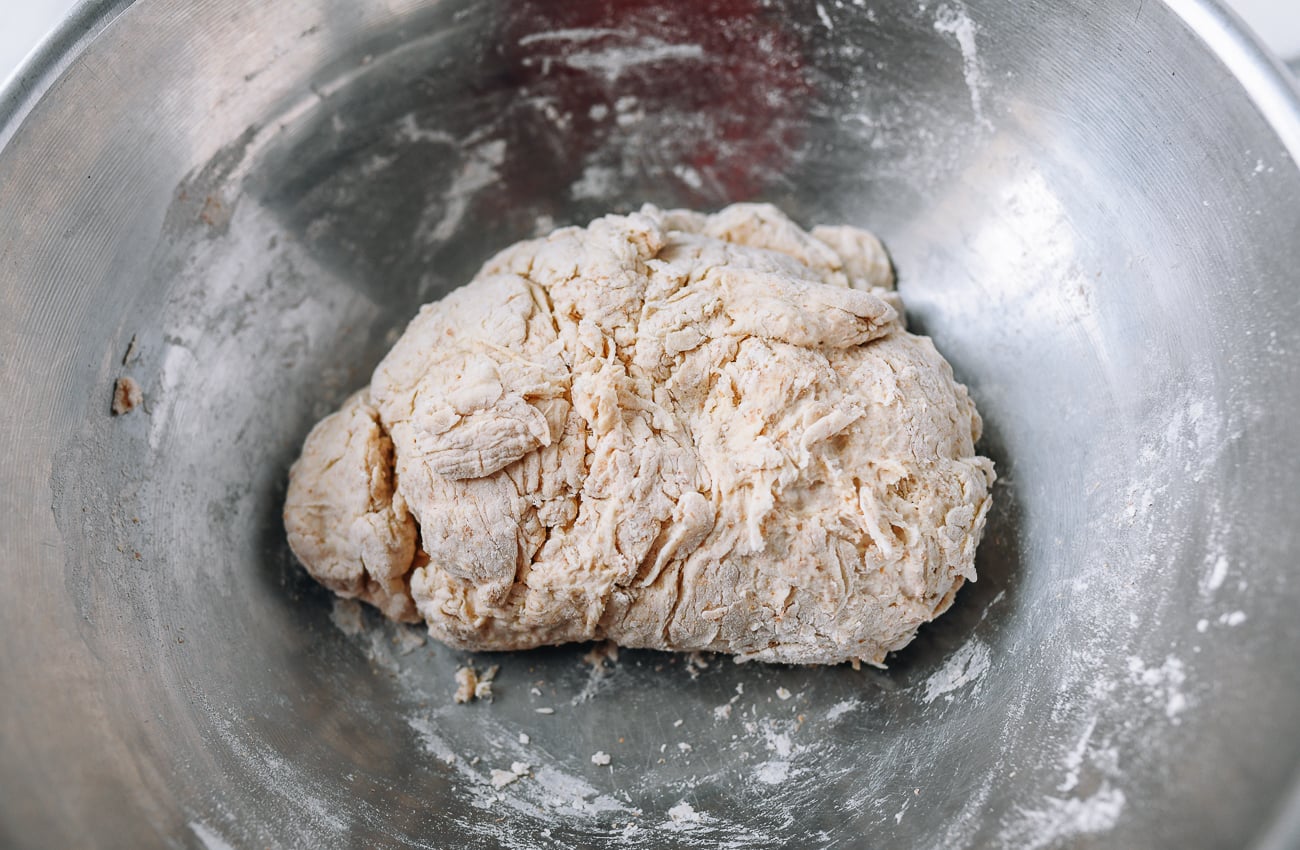 Autolyse of flour and water