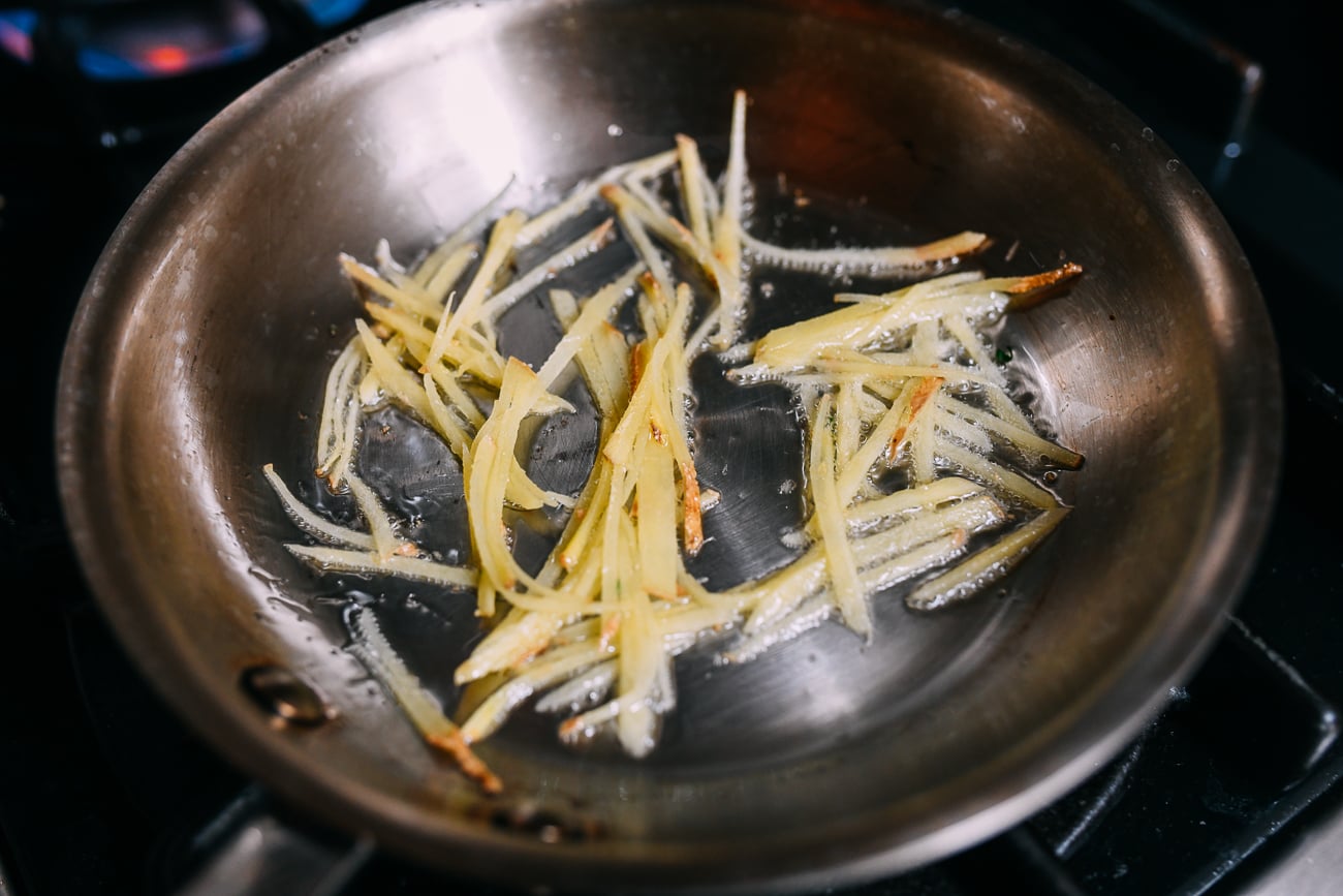 Frying ginger in oil