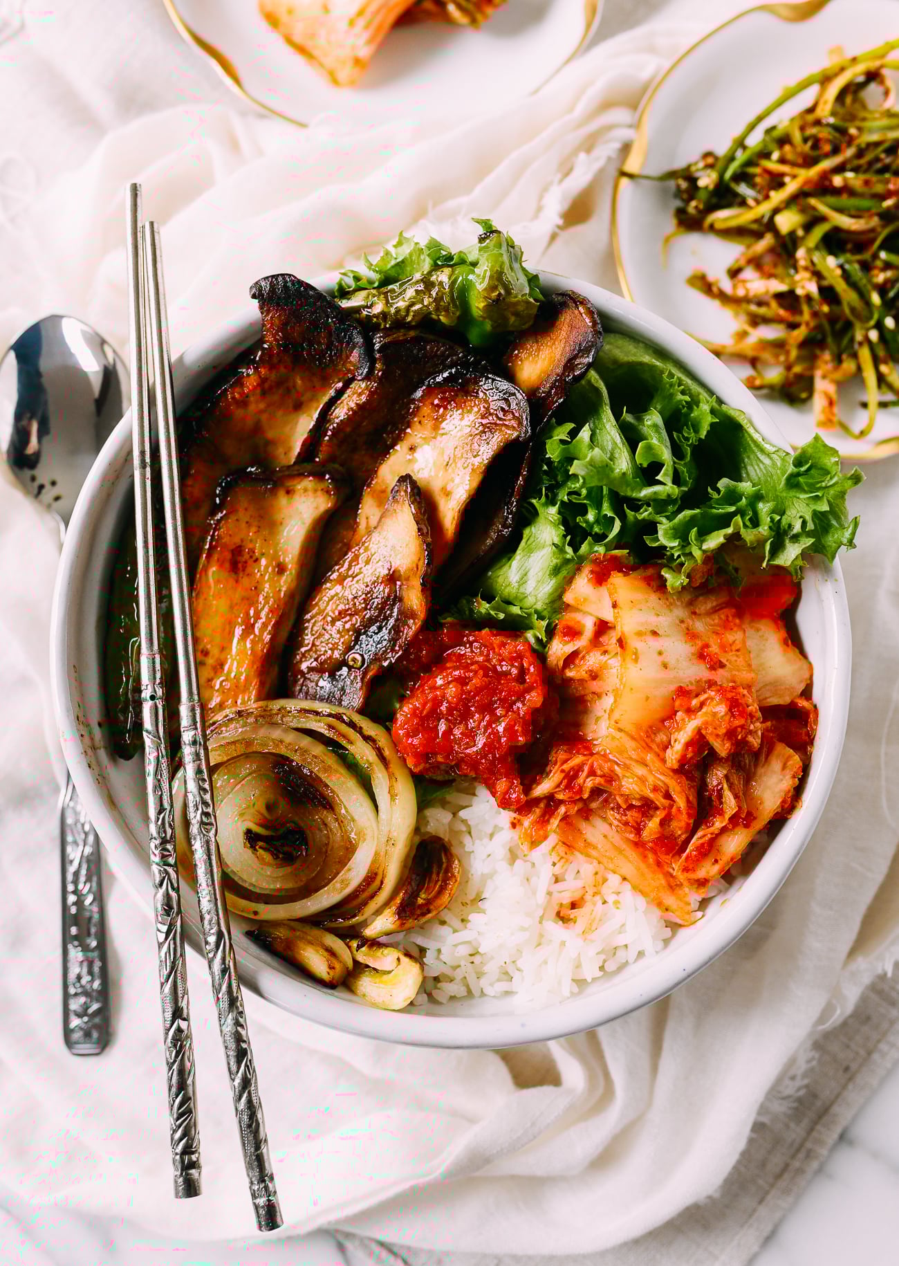 Vegan Korean BBQ: King Oyster Mushroom “Samgyupsal” Bowls
