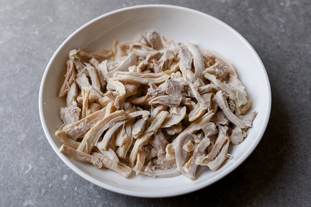 Shredded boneless skinless chicken thigh