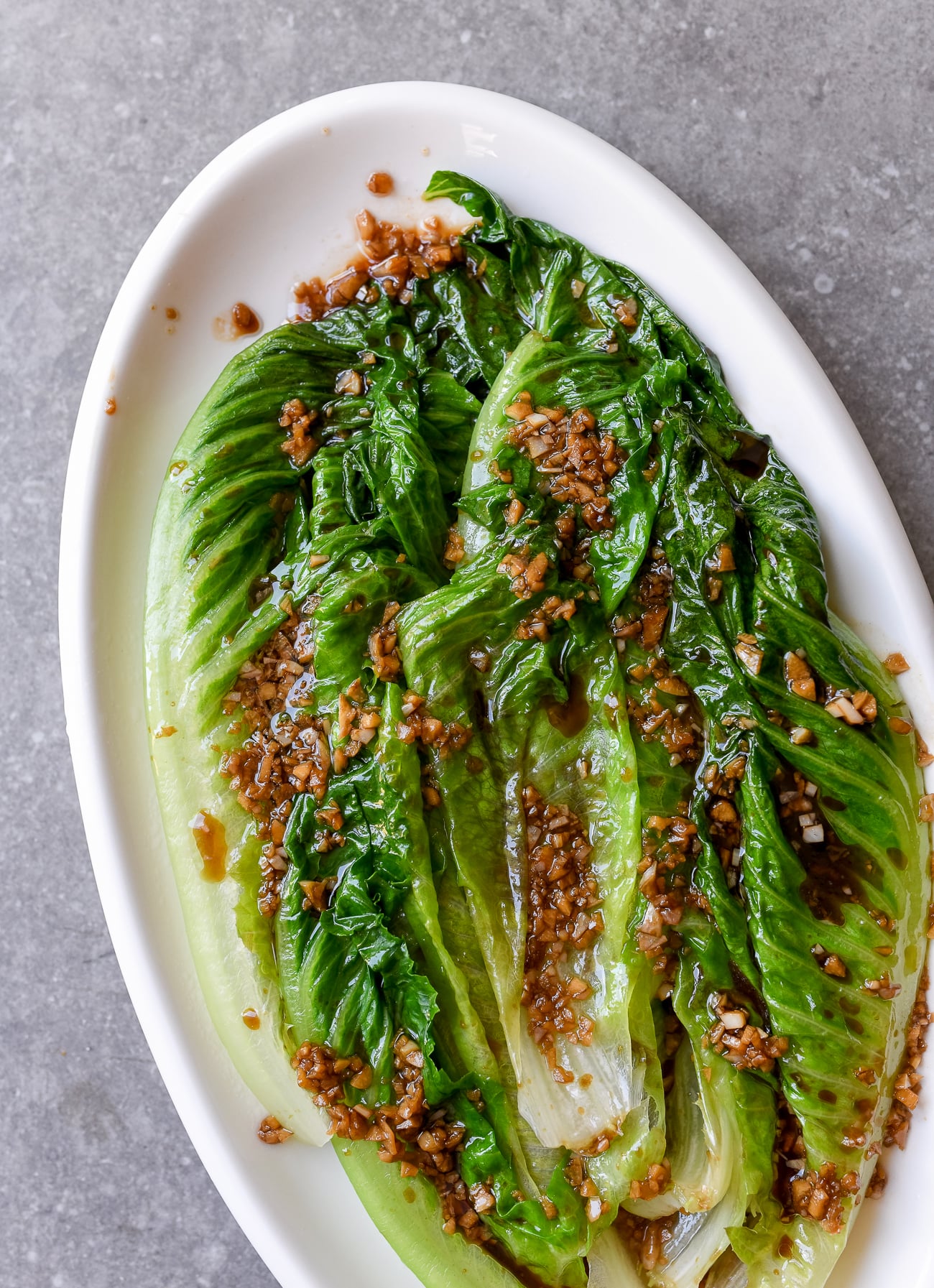 Chinese-style Cooked Lettuce with Oyster Sauce and Garlic