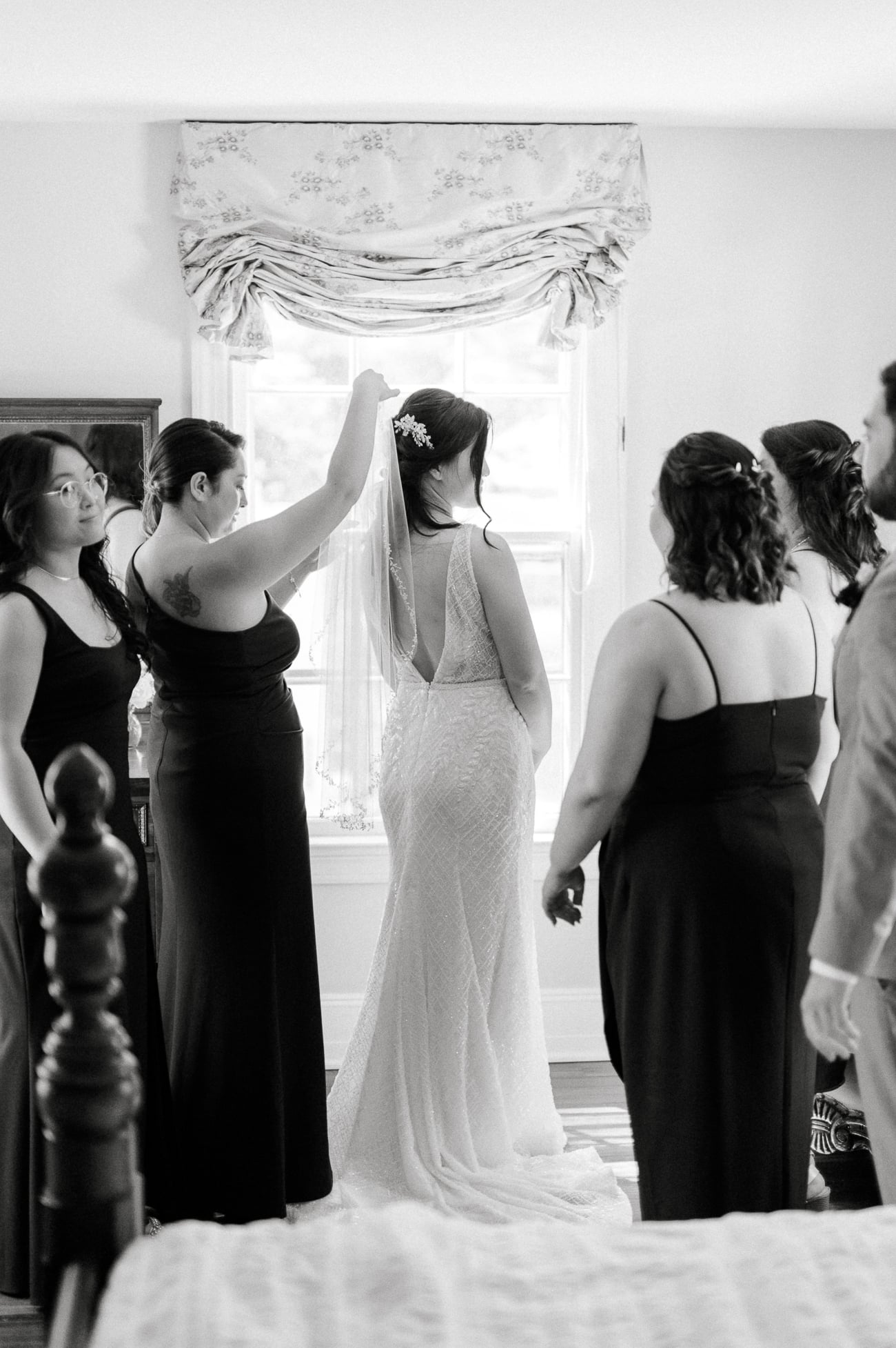 Sarah's cousins helping with veil