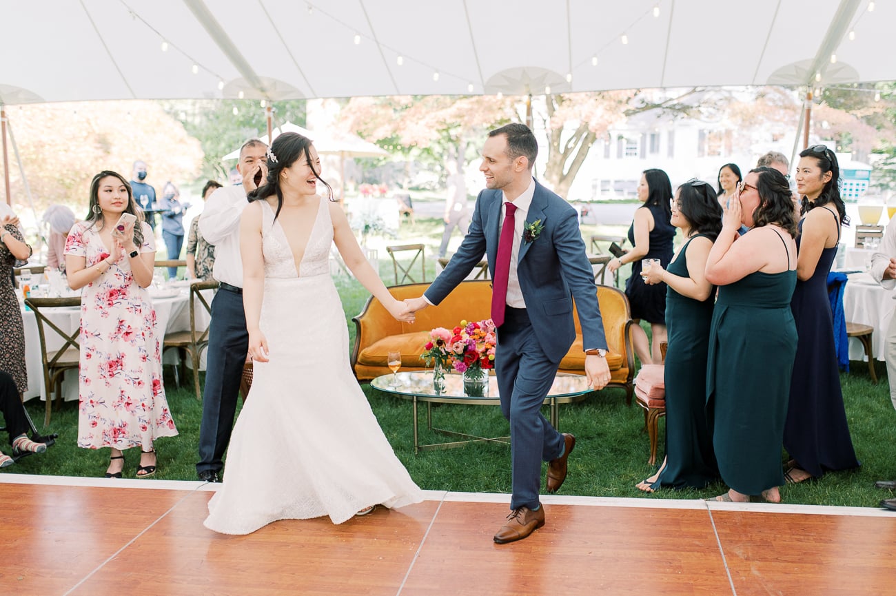 Sarah and Justin move out onto the dancefloor