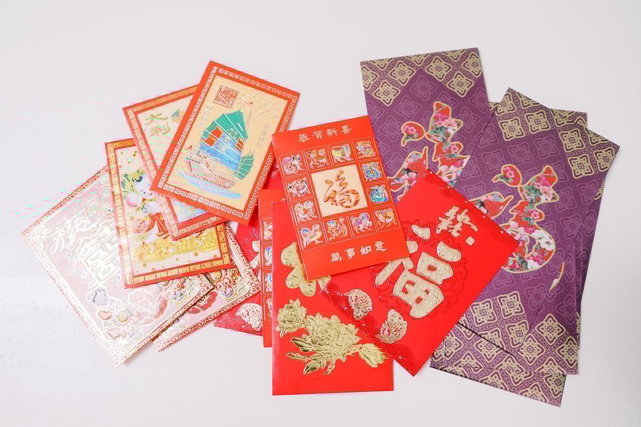 Chinese red envelopes