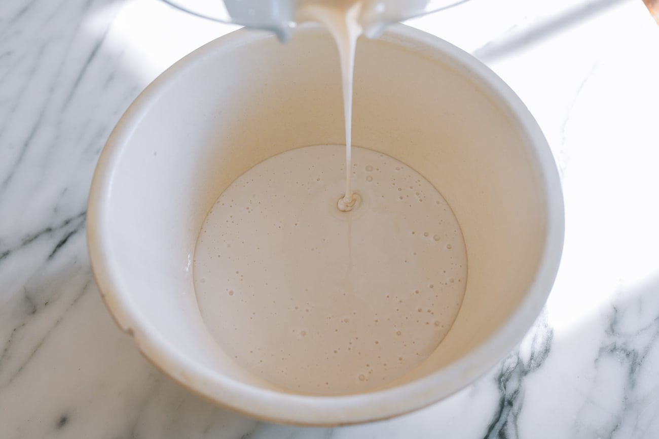 Transferring fa gao batter to bowl