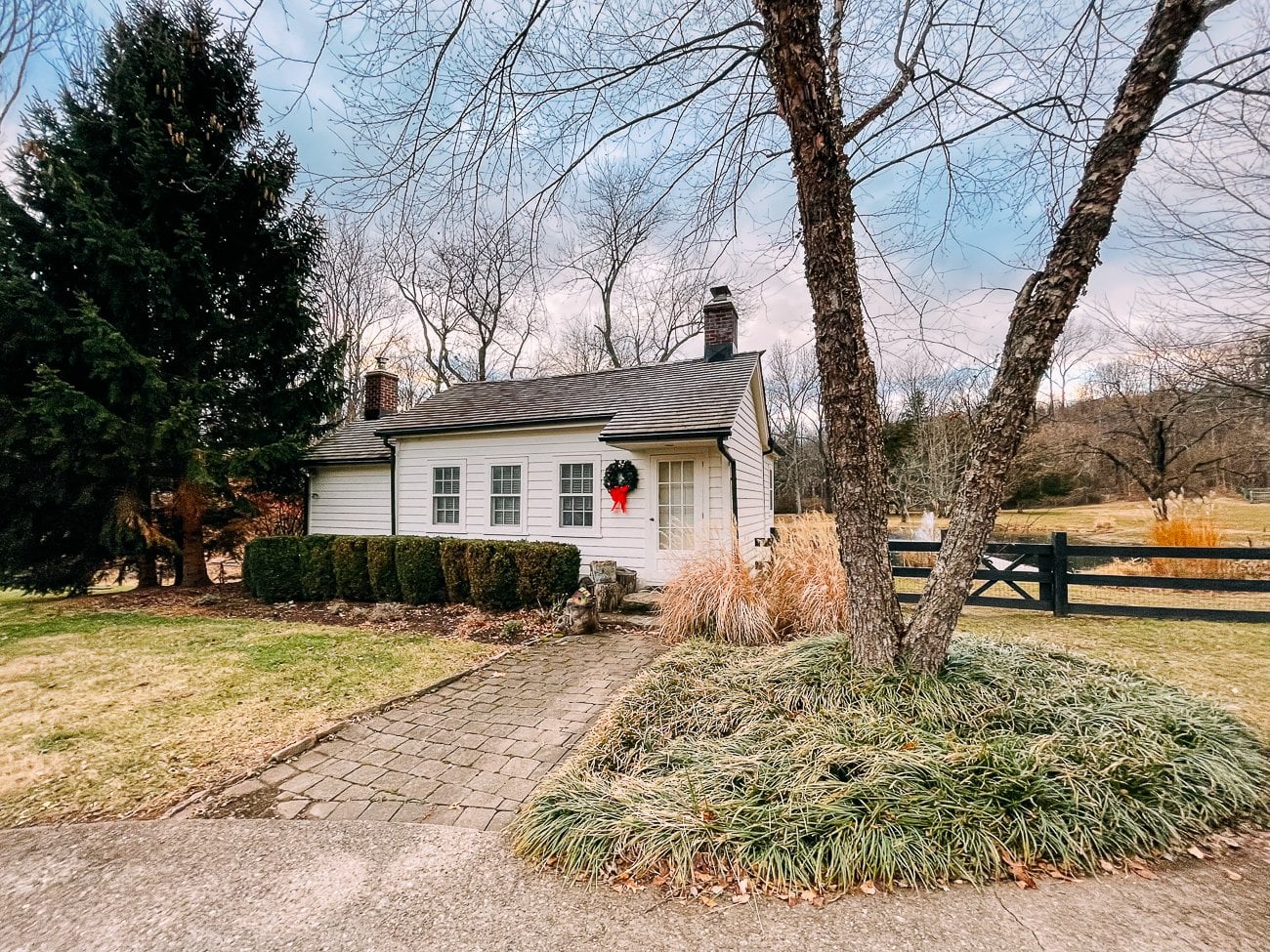 Woks of Life cottage