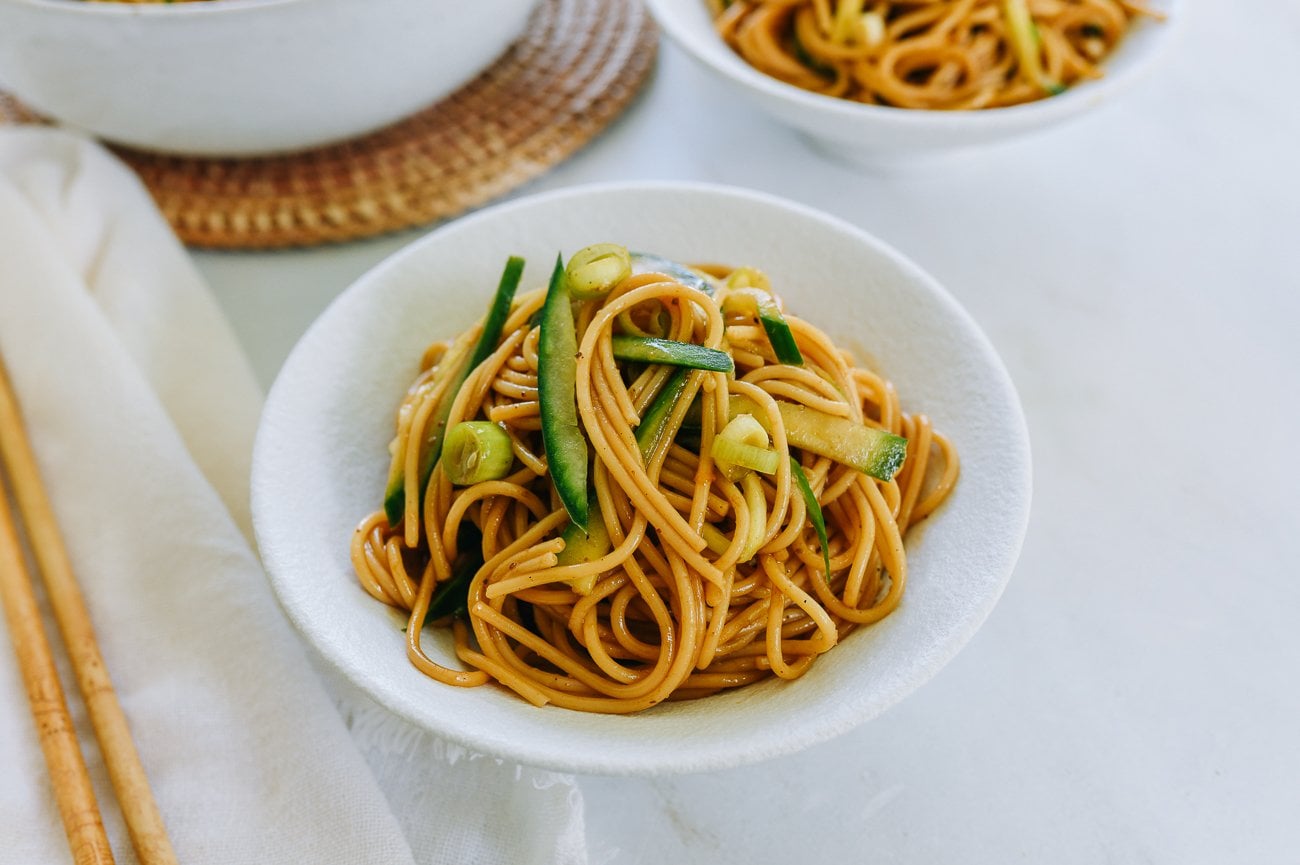Chinese Sour Spicy Noodles