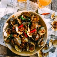 Spicy Thai Basil Clams