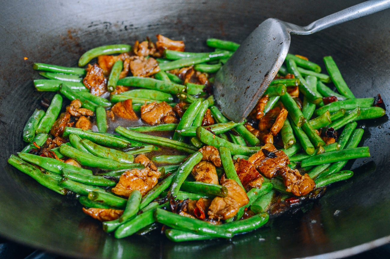 stir-fried green beans with pork belly