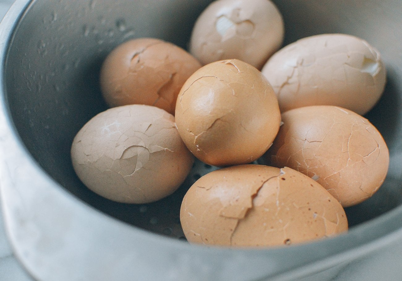 hard-boiled eggs with cracked shells