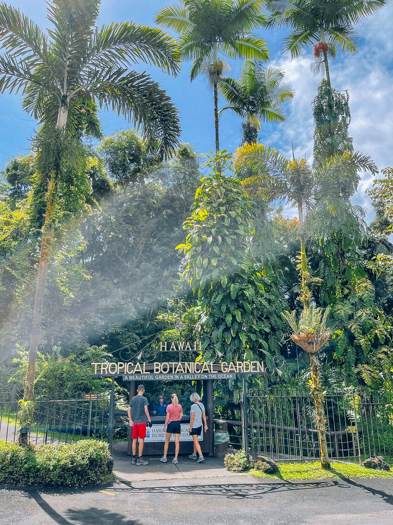 Hawaii Tropical Bioreserve and Botanical Garden Gate