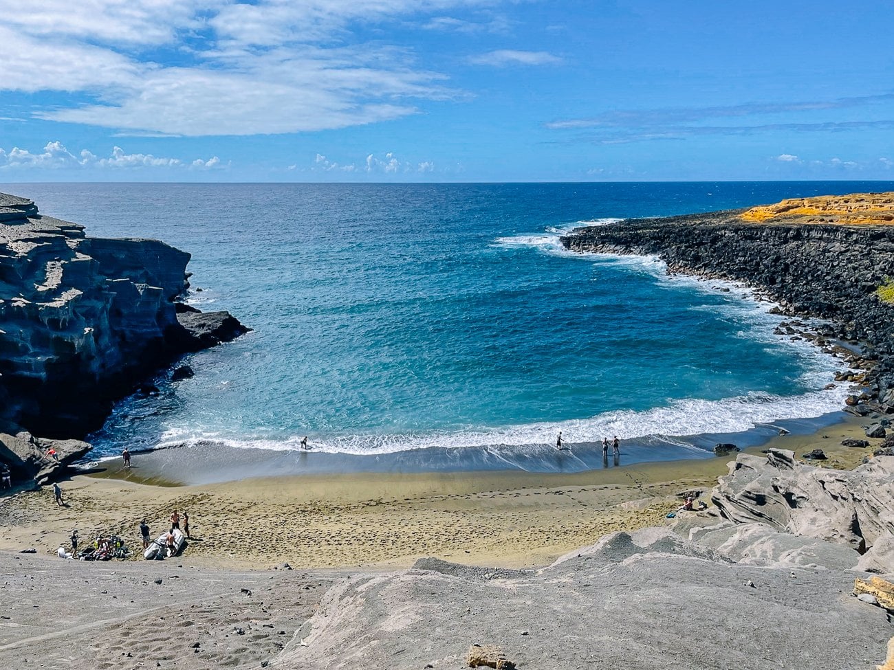 Papakolea Green Sand Beach