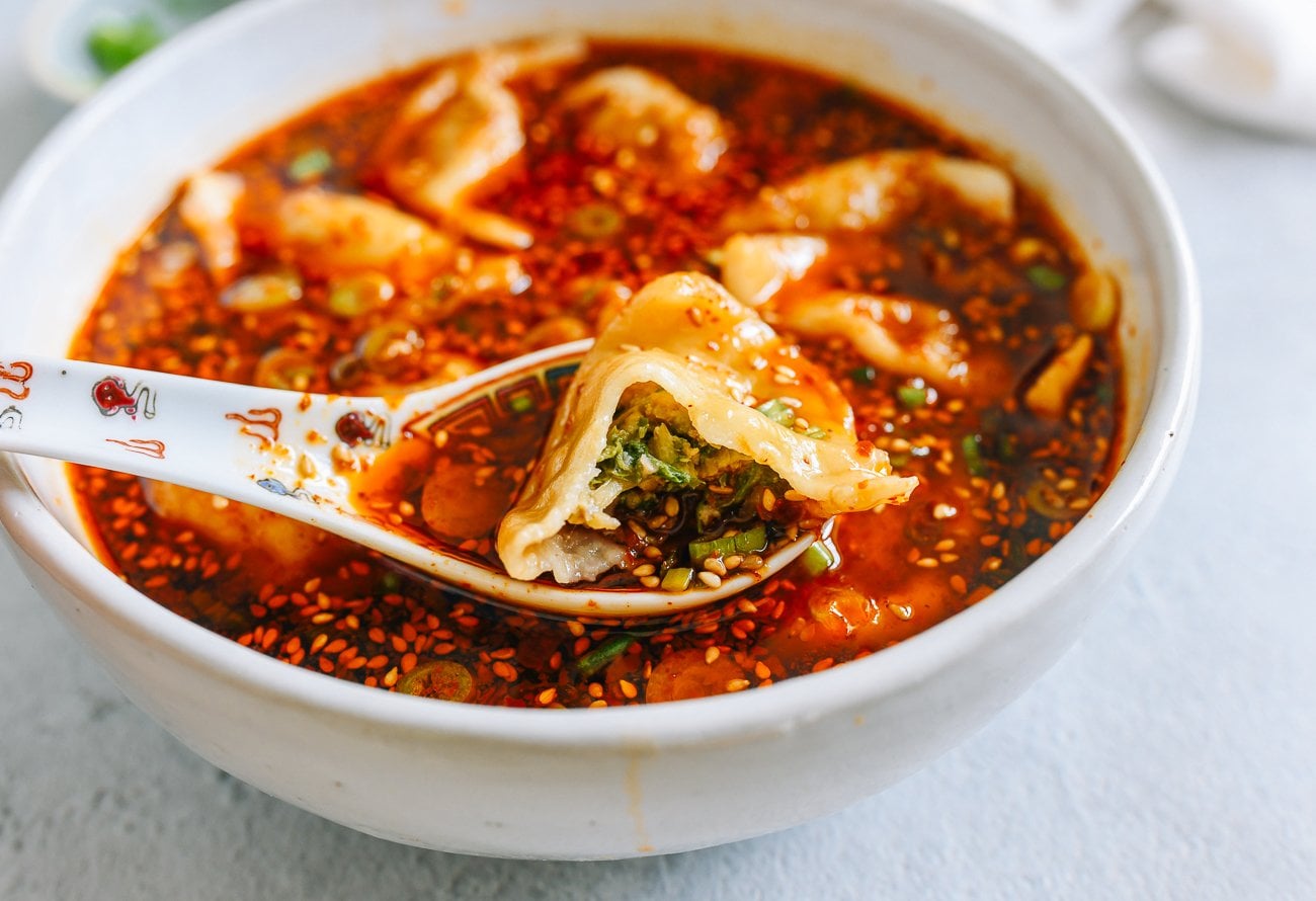 hot and sour dumpling soup
