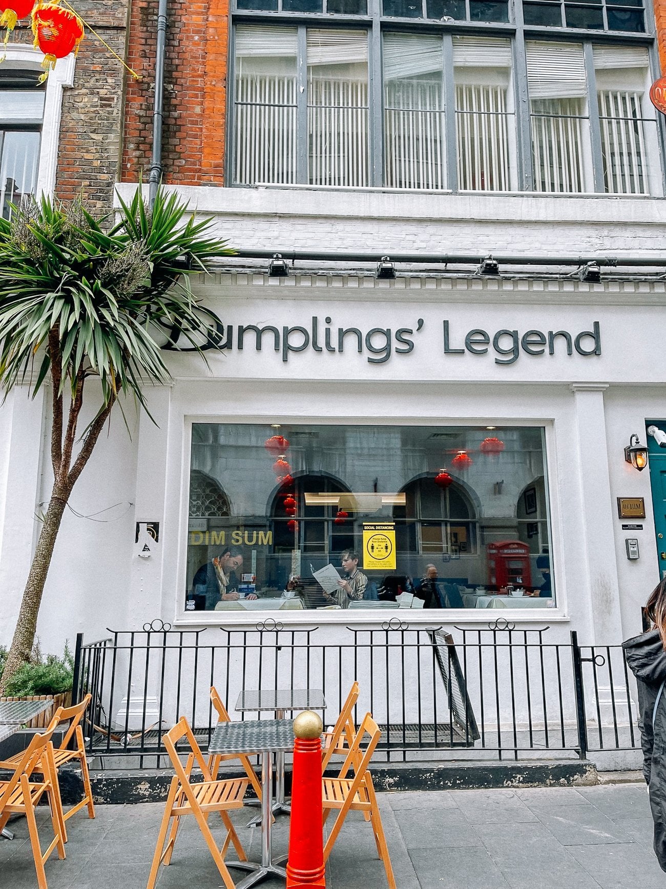 Dumplings Legend restaurant exterior