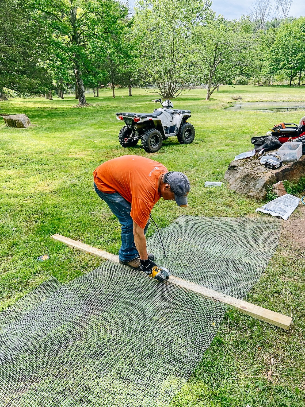 cutting hardware cloth for duck run