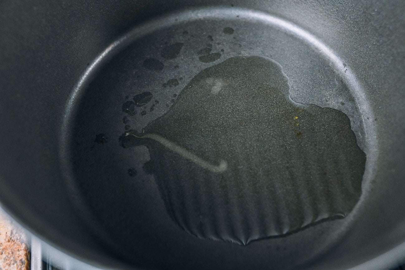 oil at the bottom of dutch oven