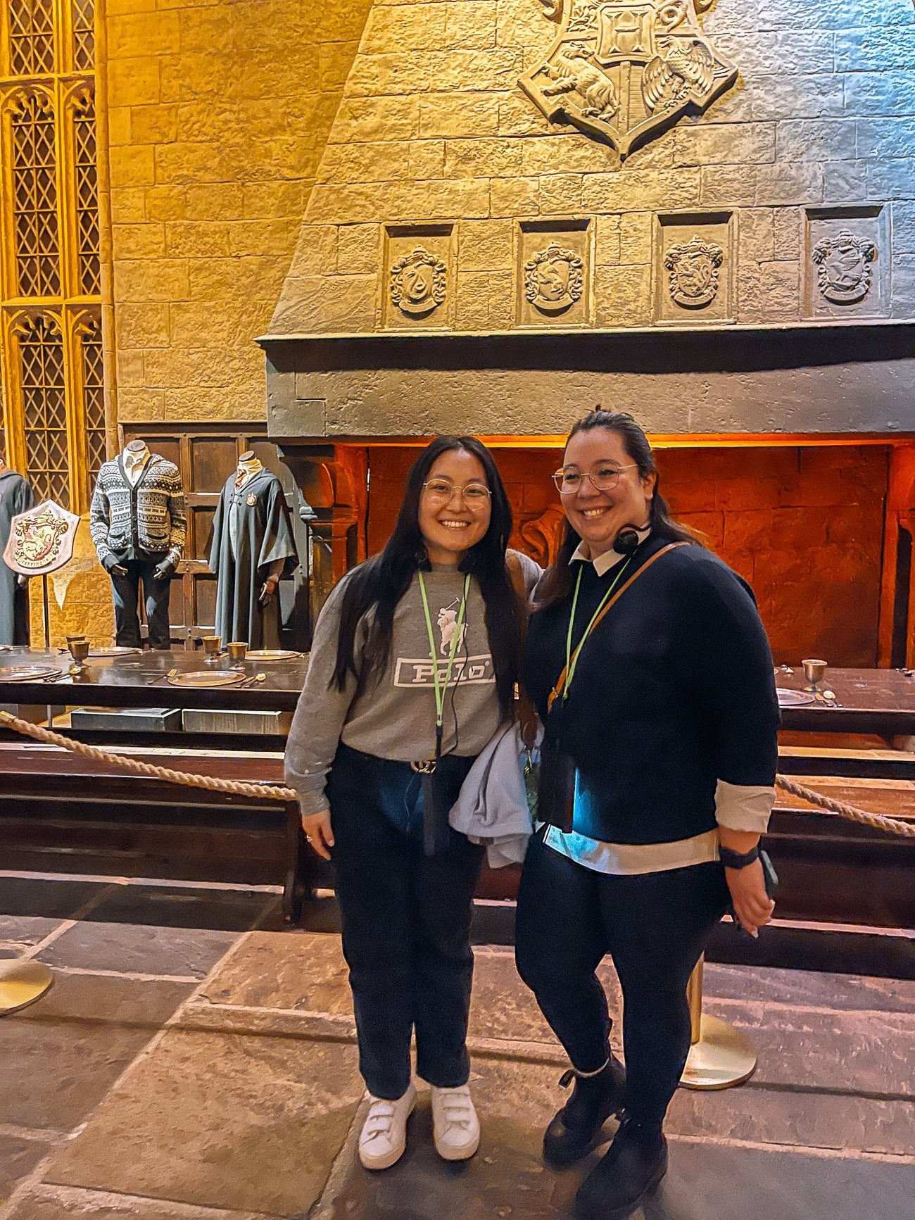 Kim and Kaitlin in the Great Hall at Harry Potter studio tour